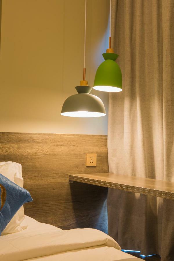 Wooden Maple Hotel Πνομ Πενχ Εξωτερικό φωτογραφία